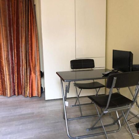 23 Rue De La Chapelle Apartment Paris Luaran gambar