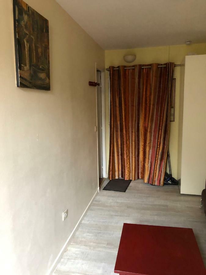 23 Rue De La Chapelle Apartment Paris Luaran gambar